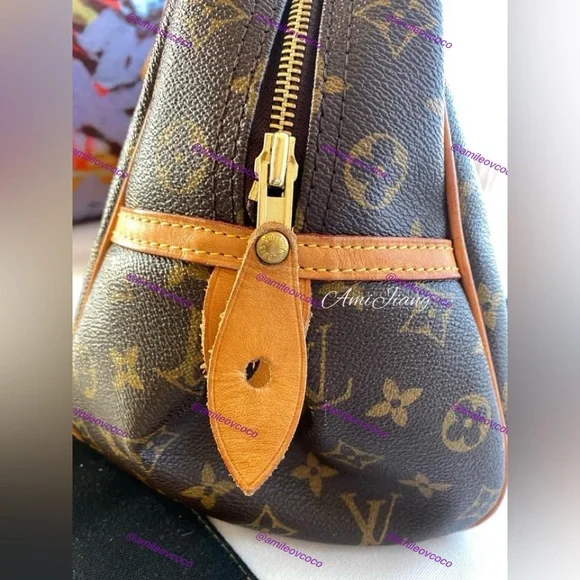 Louis Vuitton Montorgueil GM Monogram Shoulder Bag - Picture 14 of 16